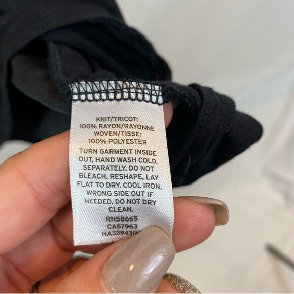 Halogen Brand Medium Black Sleeveless Mixed Media Blouse - Picture 10 of 10